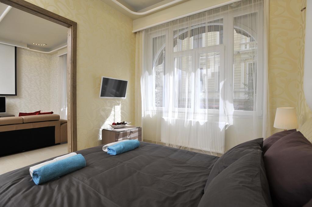 Basilica Grand Luxury In The Historic Center Budapeste Quarto foto